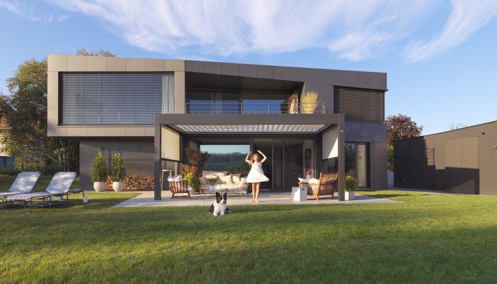 Bioklimatska pergola Varia